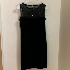 Velvet Donna Ricco Evening Dress size 2P